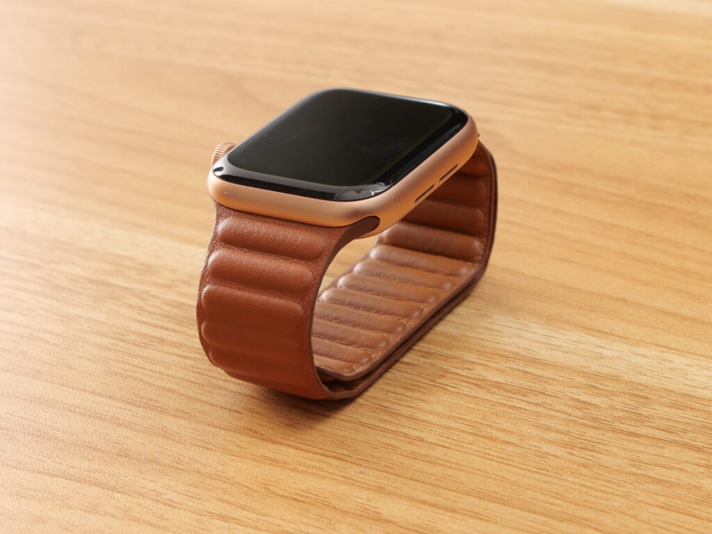 パターン 【純正】Apple Watch ゴールデンブラウンレザーリンク 41mm S 