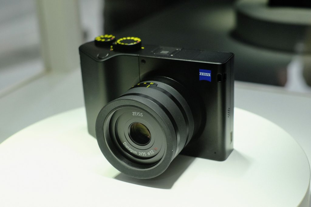 ZEISS ZX1